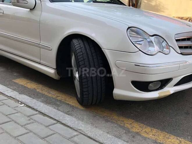 Mercedes C 230 2005, 260,000 km - 1.8 l - Göygöl