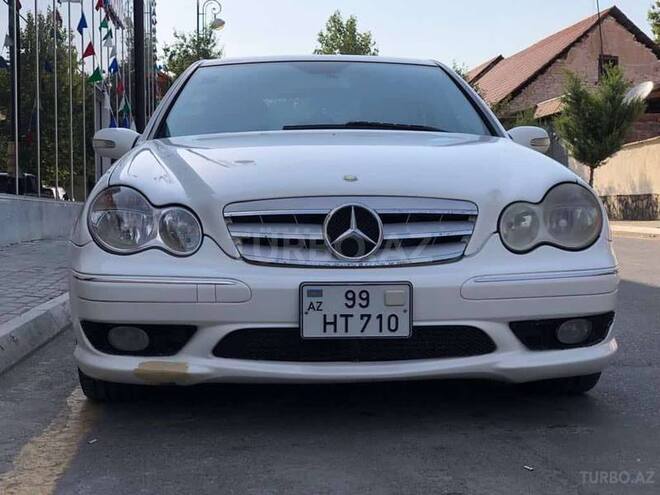 Mercedes C 230 2005, 260,000 km - 1.8 l - Göygöl