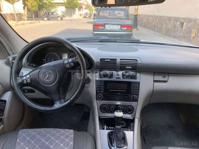 Mercedes C 230 2005, 260,000 km - 1.8 l - Göygöl
