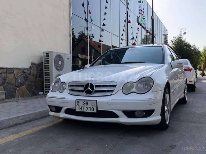 Mercedes C 230 2005, 260,000 km - 1.8 l - Göygöl