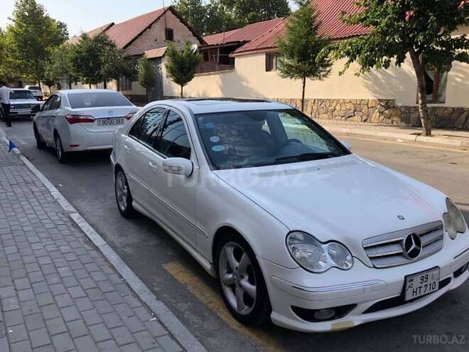 Mercedes C 230 2005, 260,000 km - 1.8 l - Göygöl