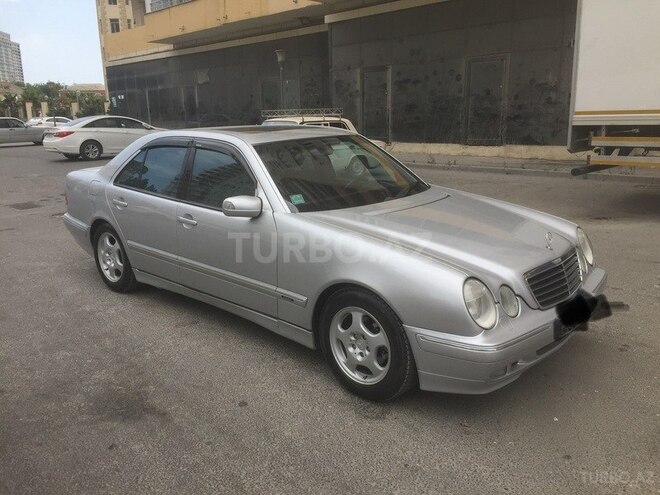 Mercedes E 240 2000, 247,648 km - 2.4 л - Bakı