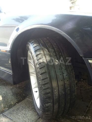 BMW 735 1999, 143,000 km - 3.5 l - Bakı