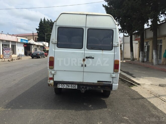 Mercedes 208 D 1993, 275,840 km - 2.3 l - Astara