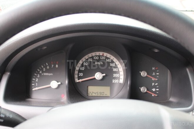 Kia Sportage 2007, 225,000 km - 2.7 l - Bakı