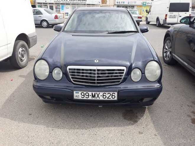 Mercedes E 200 2000, 212,500 km - 2.1 l - Bakı