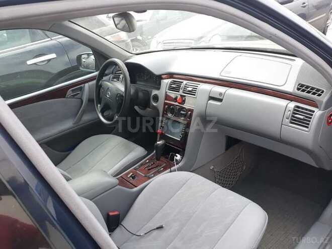 Mercedes E 200 2000, 212,500 km - 2.1 l - Bakı