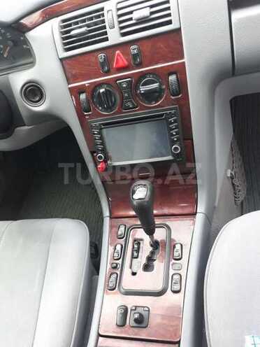 Mercedes E 200 2000, 212,500 km - 2.1 l - Bakı