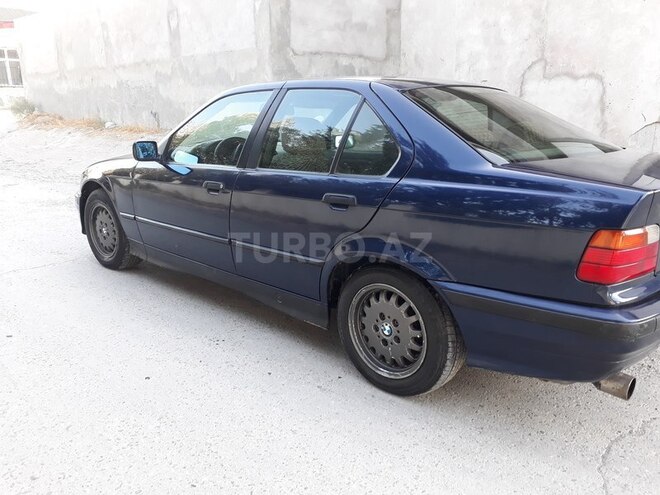 BMW 318 1993, 230,000 km - 1.8 l - Bakı