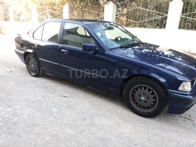 BMW 318 1993, 230,000 km - 1.8 l - Bakı