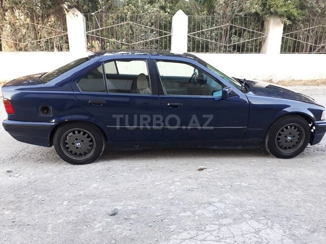 BMW 318 1993, 230,000 km - 1.8 l - Bakı