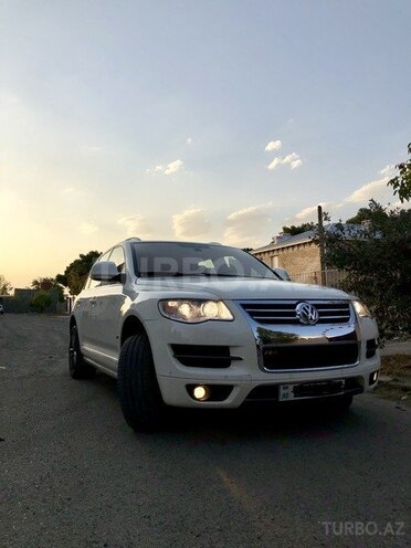 Volkswagen Touareg 2008, 184,700 km - 4.2 л - Bakı