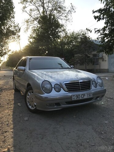 Mercedes E 240 1999, 144,000 km - 2.4 l - Gəncə
