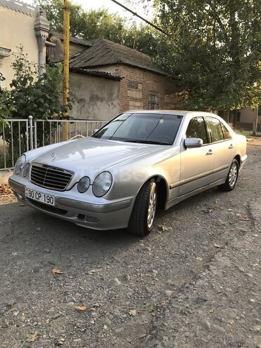 Mercedes E 240 1999, 144,000 km - 2.4 l - Gəncə