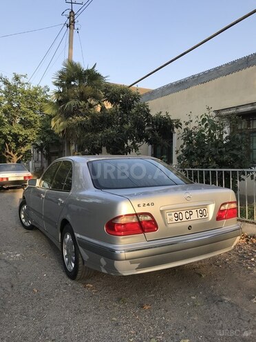 Mercedes E 240 1999, 144,000 km - 2.4 l - Gəncə