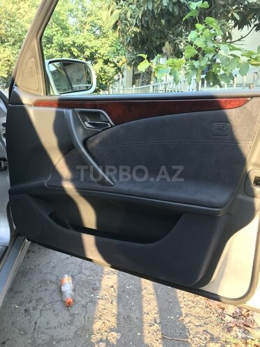 Mercedes E 240 1999, 144,000 km - 2.4 l - Gəncə