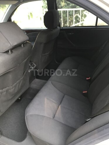 Mercedes E 240 1999, 144,000 km - 2.4 l - Gəncə