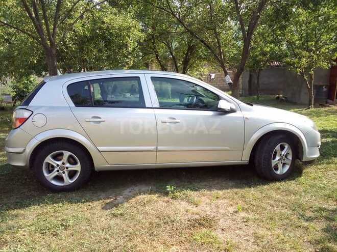 Opel Astra 2005, 211,115 km - 1.8 л - Bakı