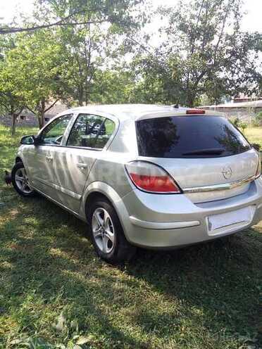 Opel Astra 2005, 211,115 km - 1.8 л - Bakı