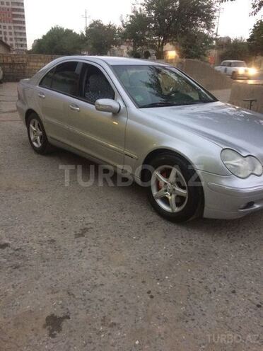 Mercedes C 240 2000, 289,500 km - 2.6 l - Bakı