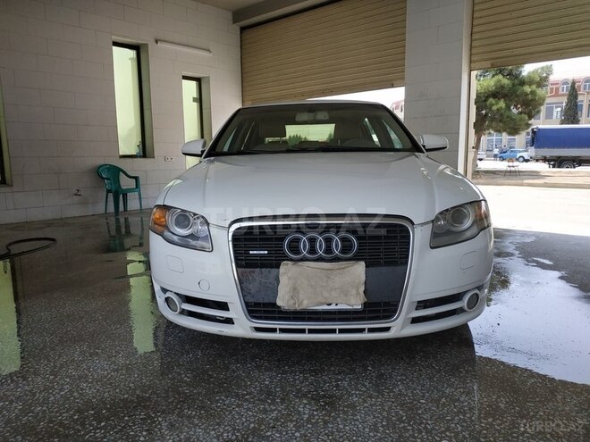 Audi A4 2005, 229,352 km - 2.0 l - Gəncə