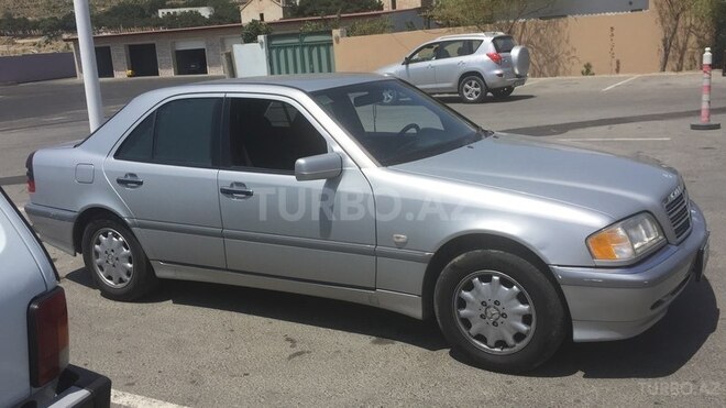 Mercedes C 240 1999, 185,000 km - 2.4 l - Bakı