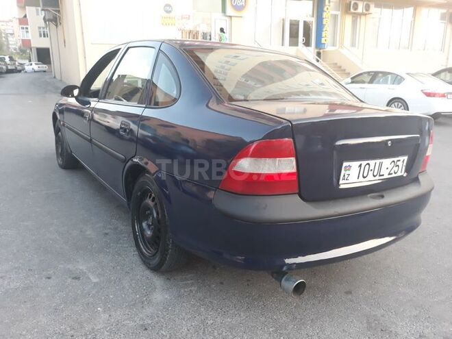 Opel Vectra 1996, 262,000 km - 1.8 l - Bakı