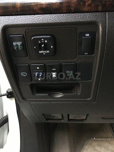 Toyota Land Cruiser 2011, 111,235 km - 4.0 л - Bakı