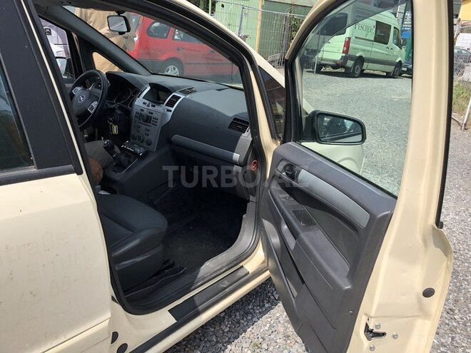 Opel Zafira 2010, 232,000 km - 0.2 l - Bakı