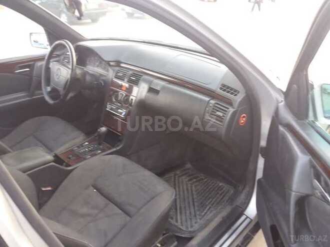 Mercedes E 230 1996, 245,492 km - 2.2 л - Gədəbəy