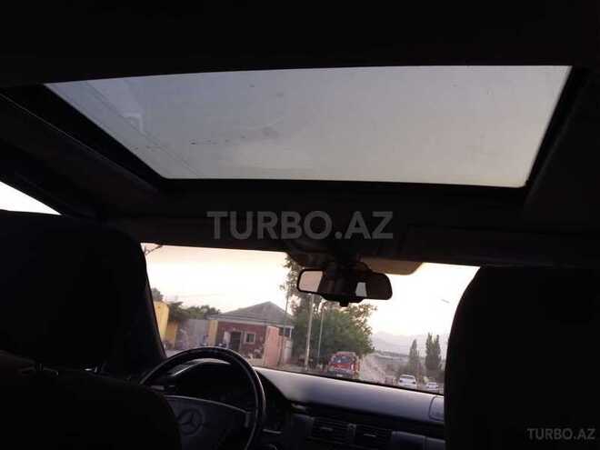 Mercedes E 230 1996, 245,492 km - 2.2 л - Gədəbəy