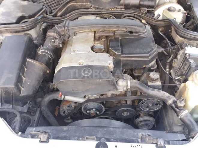 Mercedes E 230 1996, 268,491 km - 2.3 л - Gəncə