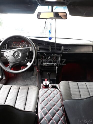 Mercedes 190 1992, 305,593 km - 1.8 l - Bakı