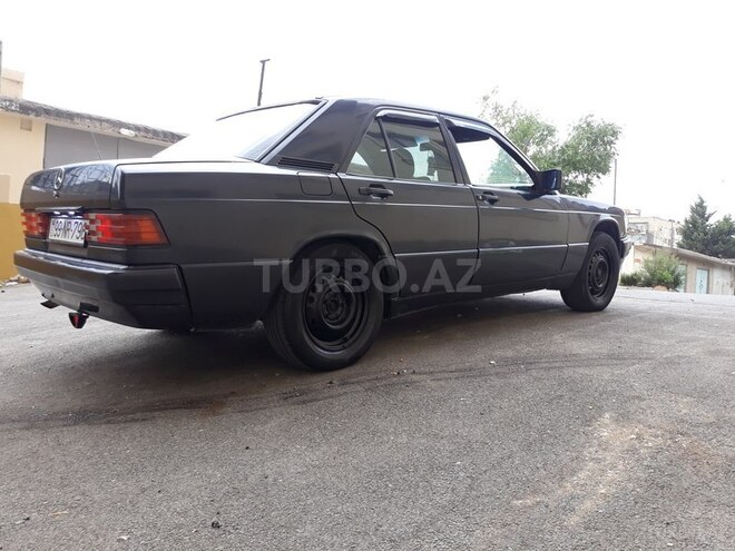 Mercedes 190 1992, 305,593 km - 1.8 l - Bakı