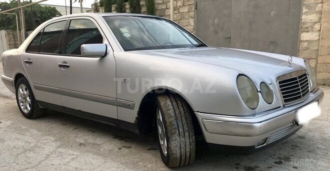 Mercedes E 230 1996, 395,000 km - 2.3 l - Bakı