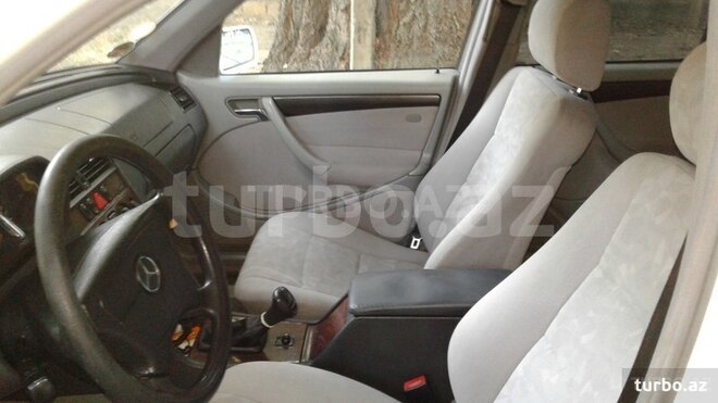 Mercedes C 180 1999, 380,000 km - 1.8 l - Mingəçevir
