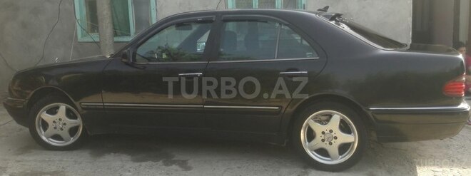 Mercedes E 320 1999, 370,000 km - 3.2 л - Bakı