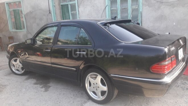 Mercedes E 320 1999, 370,000 km - 3.2 л - Bakı