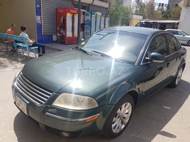 Volkswagen Passat 2004, 300,000 km - 1.8 l - Sumqayıt