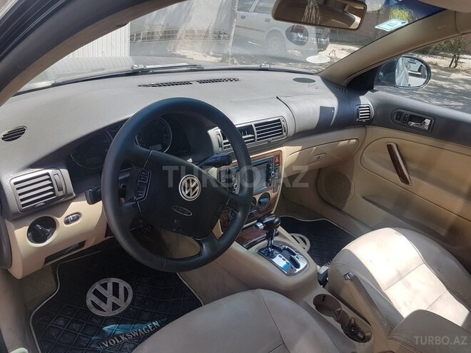 Volkswagen Passat 2004, 300,000 km - 1.8 l - Sumqayıt