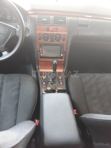 Mercedes E 240 1998, 250,000 km - 2.4 л - Gəncə
