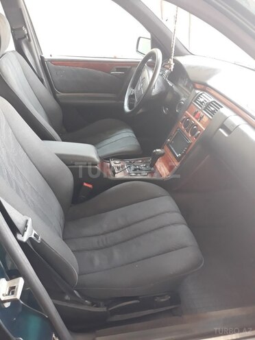 Mercedes E 240 1998, 250,000 km - 2.4 л - Gəncə