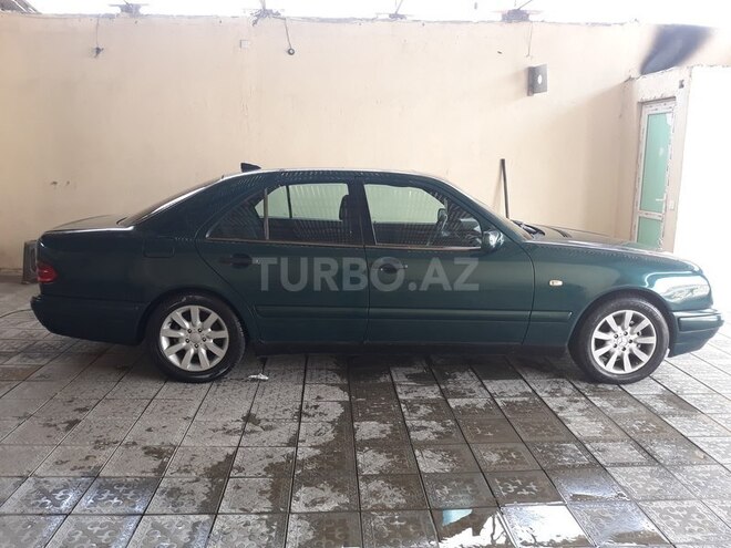 Mercedes E 240 1998, 250,000 km - 2.4 л - Gəncə