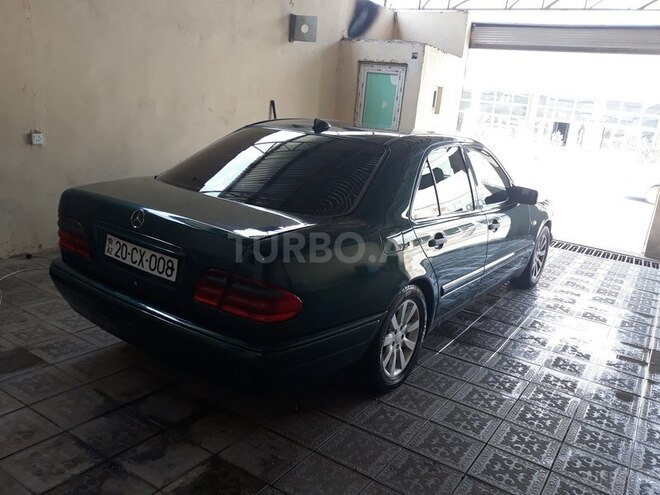 Mercedes E 240 1998, 250,000 km - 2.4 л - Gəncə