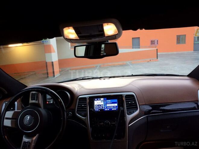 Jeep Grand Cherokee 2012, 137,000 km - 5.7 l - Bakı