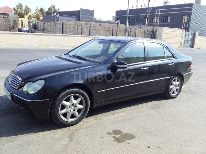 Mercedes C 200 2000, 258,000 km - 2.0 l - Bakı