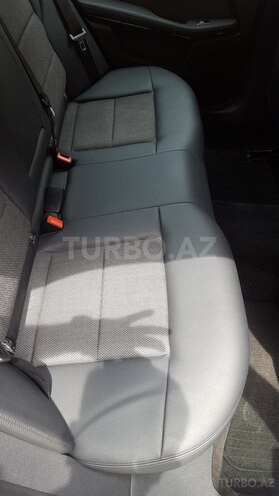Mercedes E 250 2011, 195,000 km - 2.2 л - Bakı