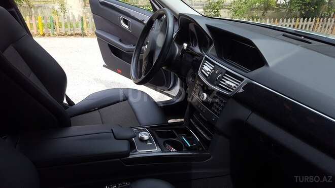 Mercedes E 250 2011, 195,000 km - 2.2 л - Bakı