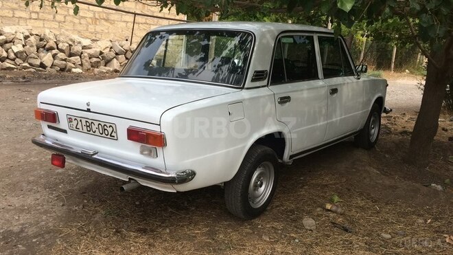 LADA (VAZ) 21011 1985, 222,000 km - 1.5 l - Gəncə