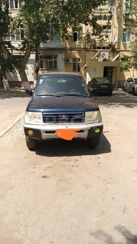 Mitsubishi Pajero io 1999, 227,000 km - 1.8 л - Sumqayıt